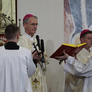 Pozdravni govor nadbiskupa Kutleše na misi zadušnici za pokojnog papu Franju